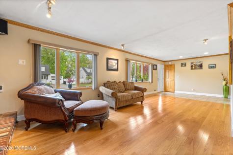 35 Mimi Road Old Bridge NJ 08857