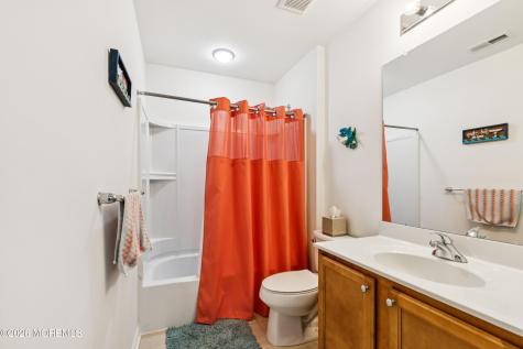 17 Royal Grove Drive Jackson NJ 08527