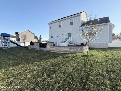 17 Royal Grove Drive Jackson NJ 08527