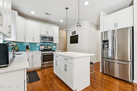 17 Royal Grove Drive Jackson NJ 08527
