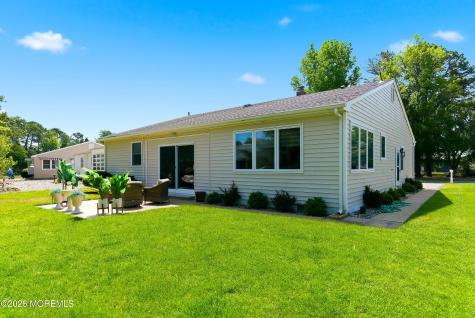 16 Crescent Drive Toms River NJ 08757