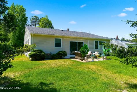 16 Crescent Drive Toms River NJ 08757