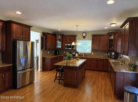 35 Lacey Road Whiting NJ 08759