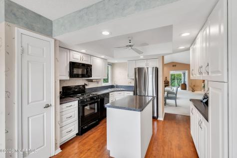 34 Peasley Drive Marlboro NJ 07746