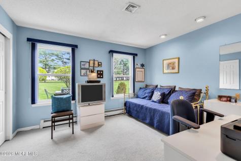 34 Peasley Drive Marlboro NJ 07746