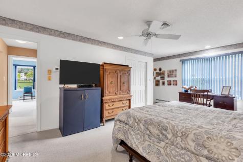 34 Peasley Drive Marlboro NJ 07746
