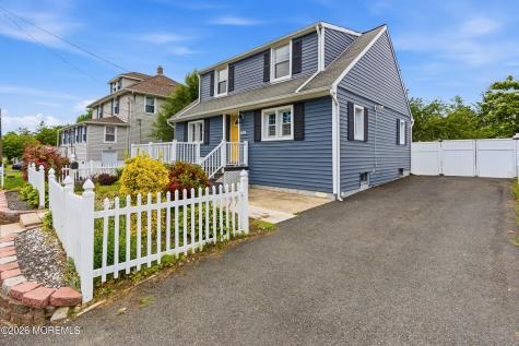 222 Raritan Street Keyport NJ 07735