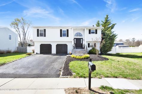 19 Peachstone Road Howell NJ 07731