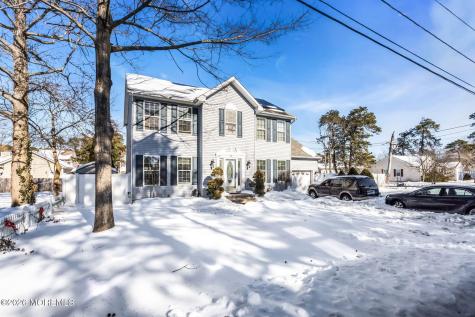 1041 6th Avenue Toms River NJ 08757