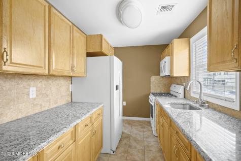 303 Union Avenue Union Beach NJ 07735