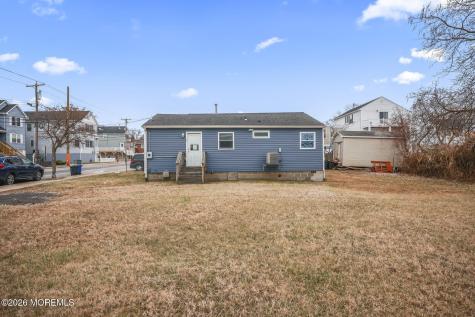 303 Union Avenue Union Beach NJ 07735