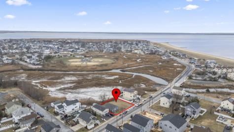 303 Union Avenue Union Beach NJ 07735