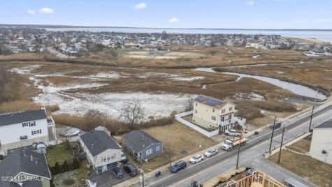 303 Union Avenue Union Beach NJ 07735