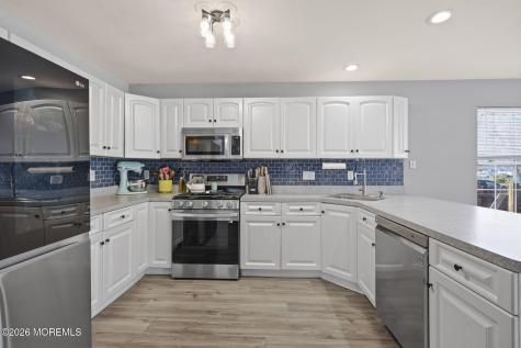 360 River Terrace Toms River NJ 08755
