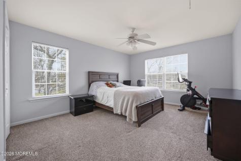 360 River Terrace Toms River NJ 08755