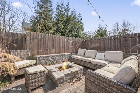 360 River Terrace Toms River NJ 08755