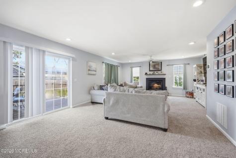 360 River Terrace Toms River NJ 08755