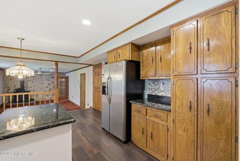 7 Oakland Road Old Bridge NJ 08857