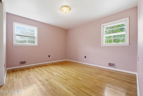 7 Oakland Road Old Bridge NJ 08857