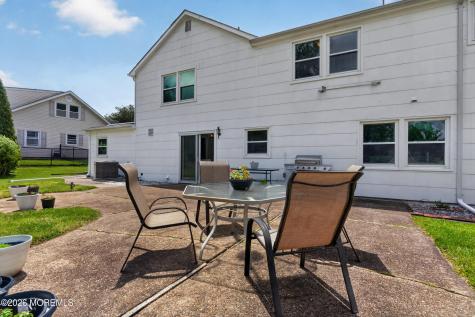 22 River Drive Marlboro NJ 07746