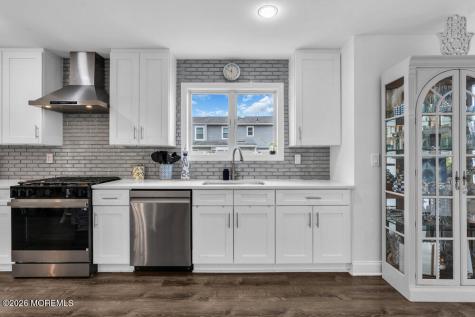 1705 Bellmore Street Oakhurst NJ 07755