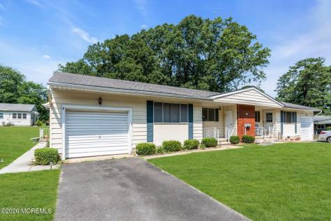2 B Connecticut Drive Whiting NJ 08759