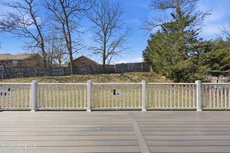 129 Melissa Court Lakewood NJ 08701
