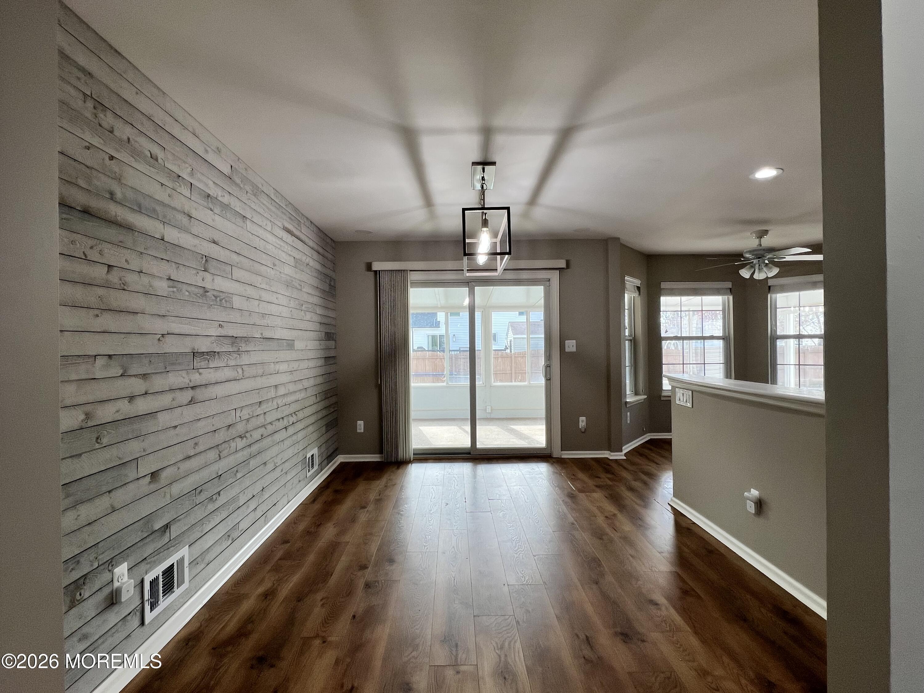 1217 Spray Avenue Beachwood NJ 08722