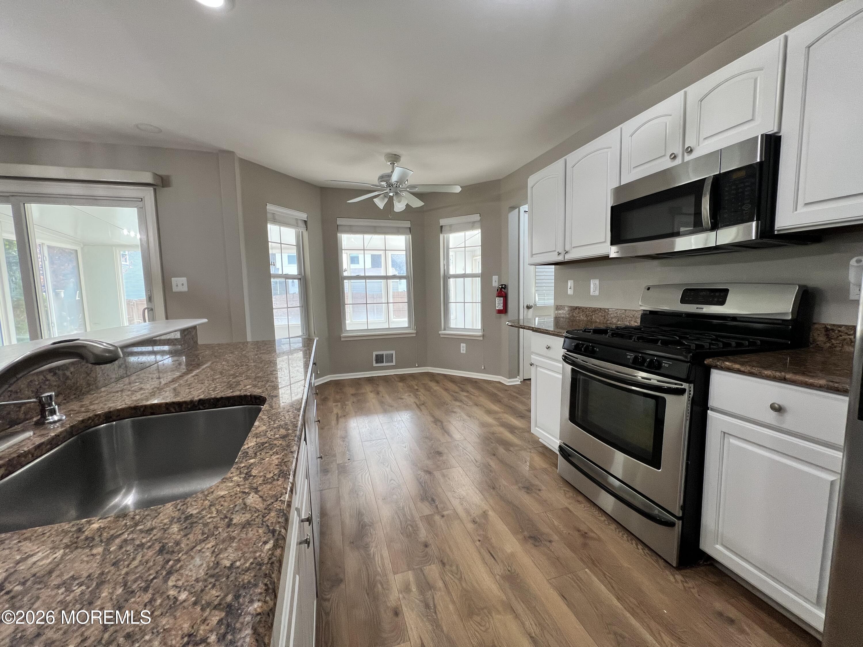 1217 Spray Avenue Beachwood NJ 08722