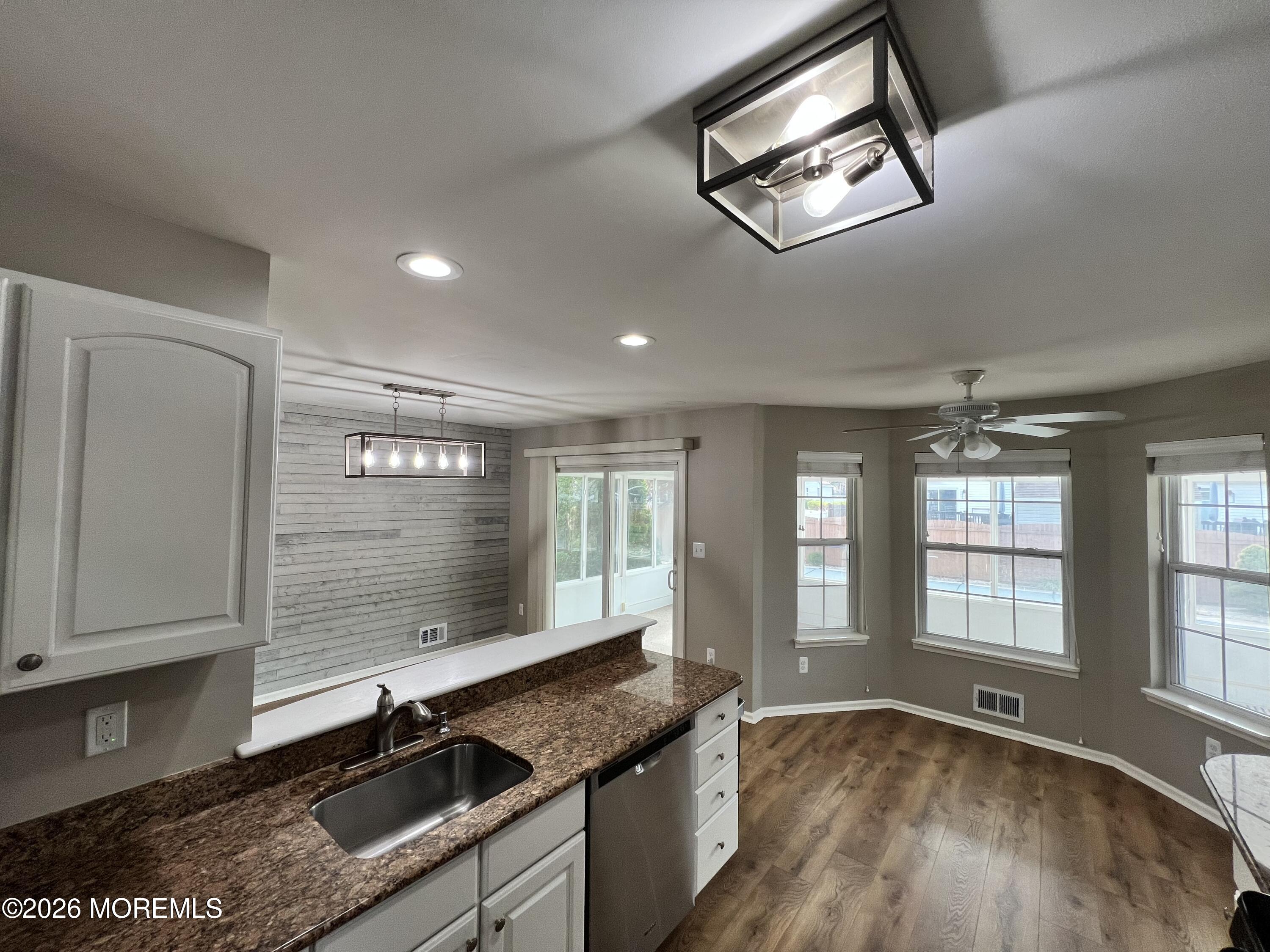 1217 Spray Avenue Beachwood NJ 08722