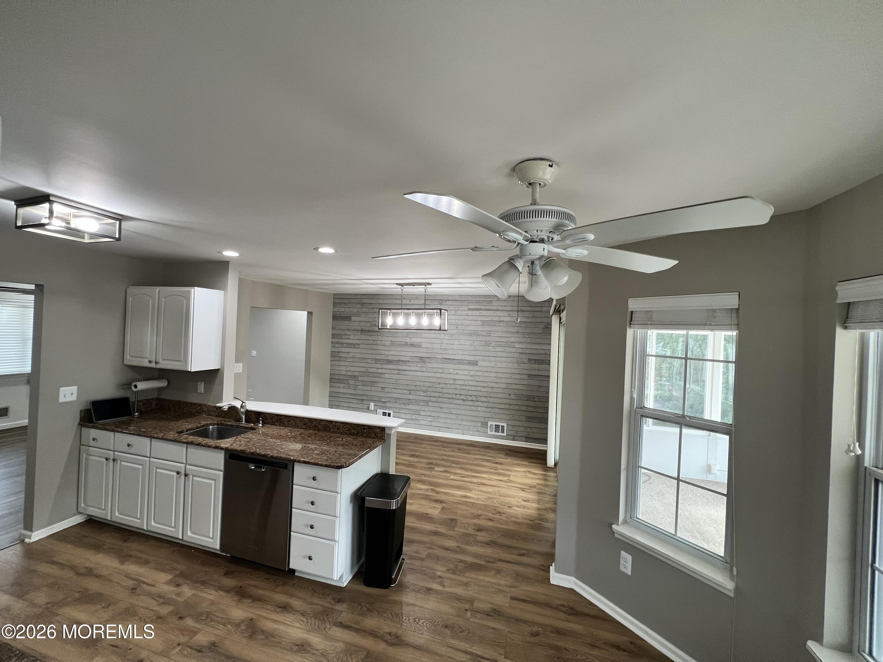 1217 Spray Avenue Beachwood NJ 08722