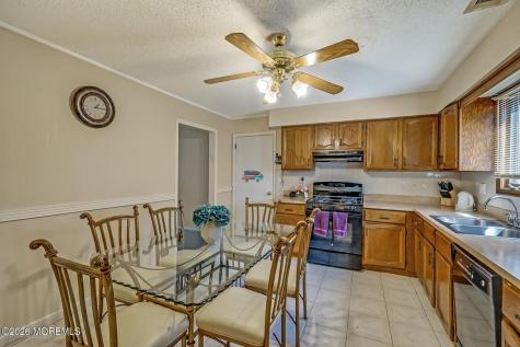178 Mountain View Drive Lakewood NJ 08701