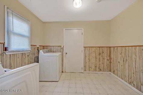 178 Mountain View Drive Lakewood NJ 08701