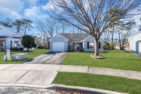 13 Golden Rod Court Brick NJ 08724
