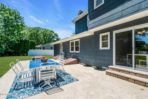 3 Beacon Drive Howell NJ 07731