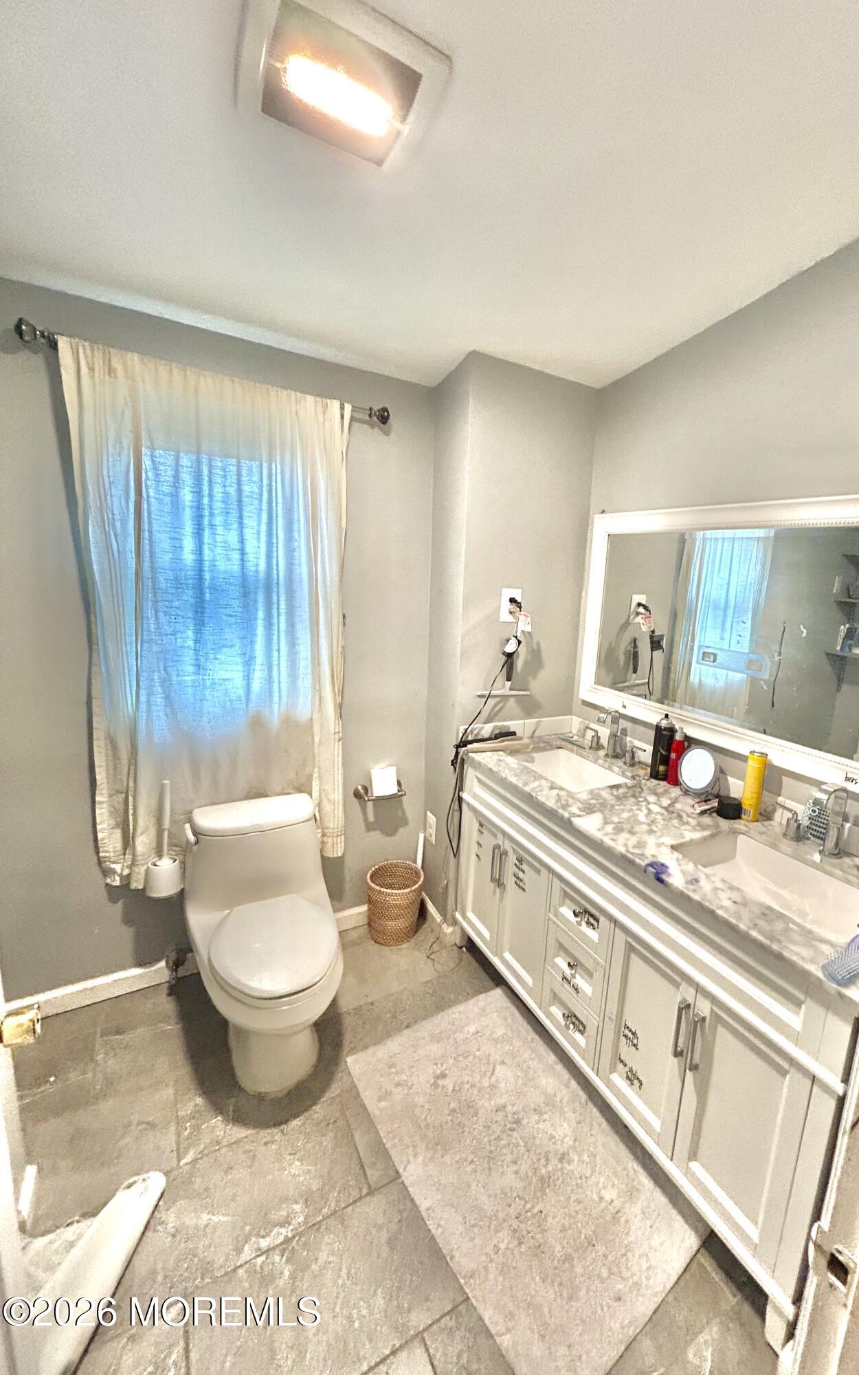4 Abbey Place Hamilton NJ 08610