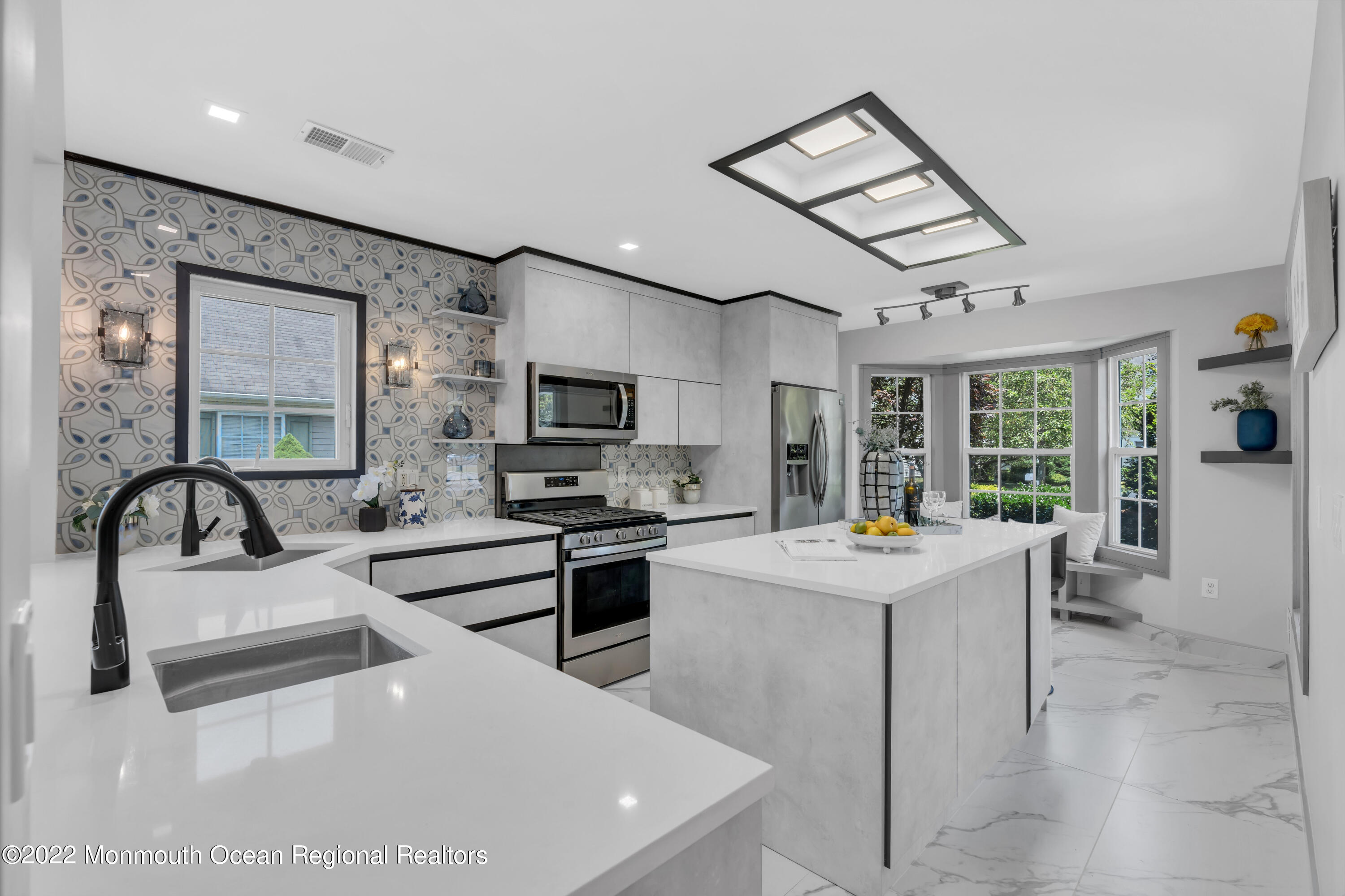17 Ivy Hill Road Lakewood NJ 08701