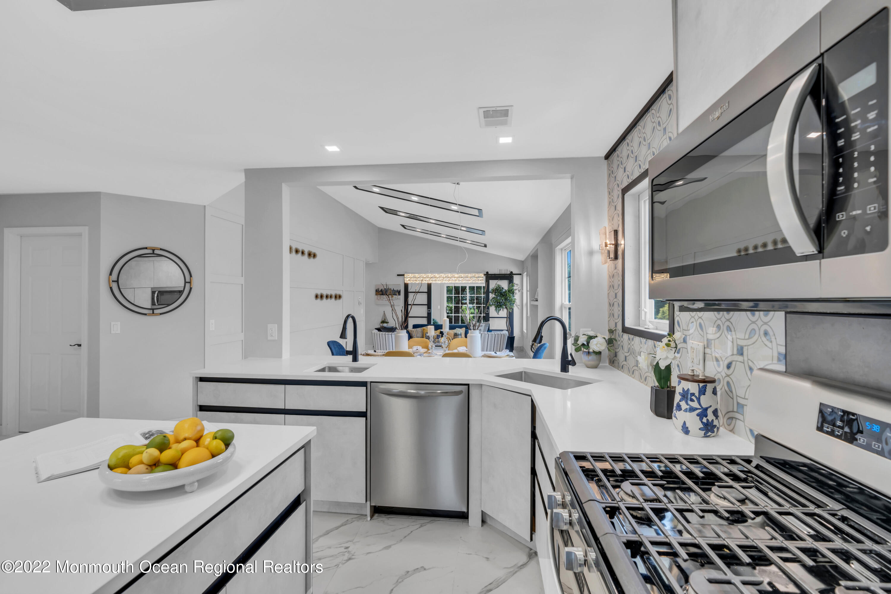 17 Ivy Hill Road Lakewood NJ 08701