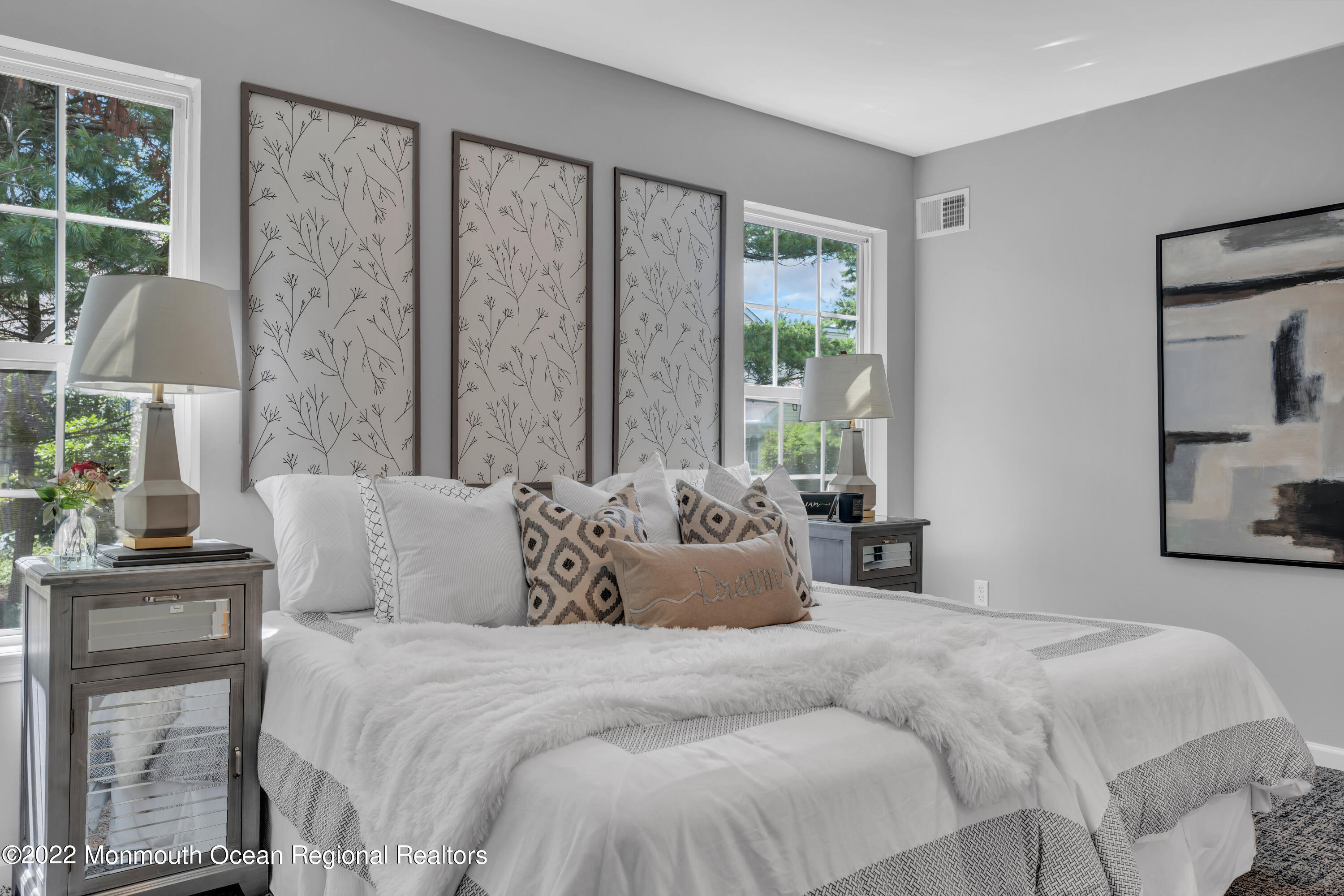 17 Ivy Hill Road Lakewood NJ 08701