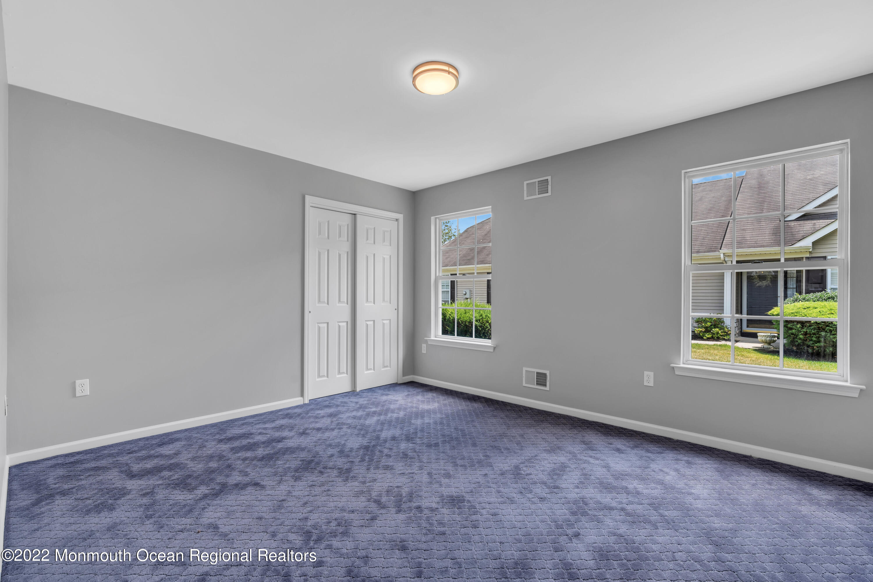 17 Ivy Hill Road Lakewood NJ 08701