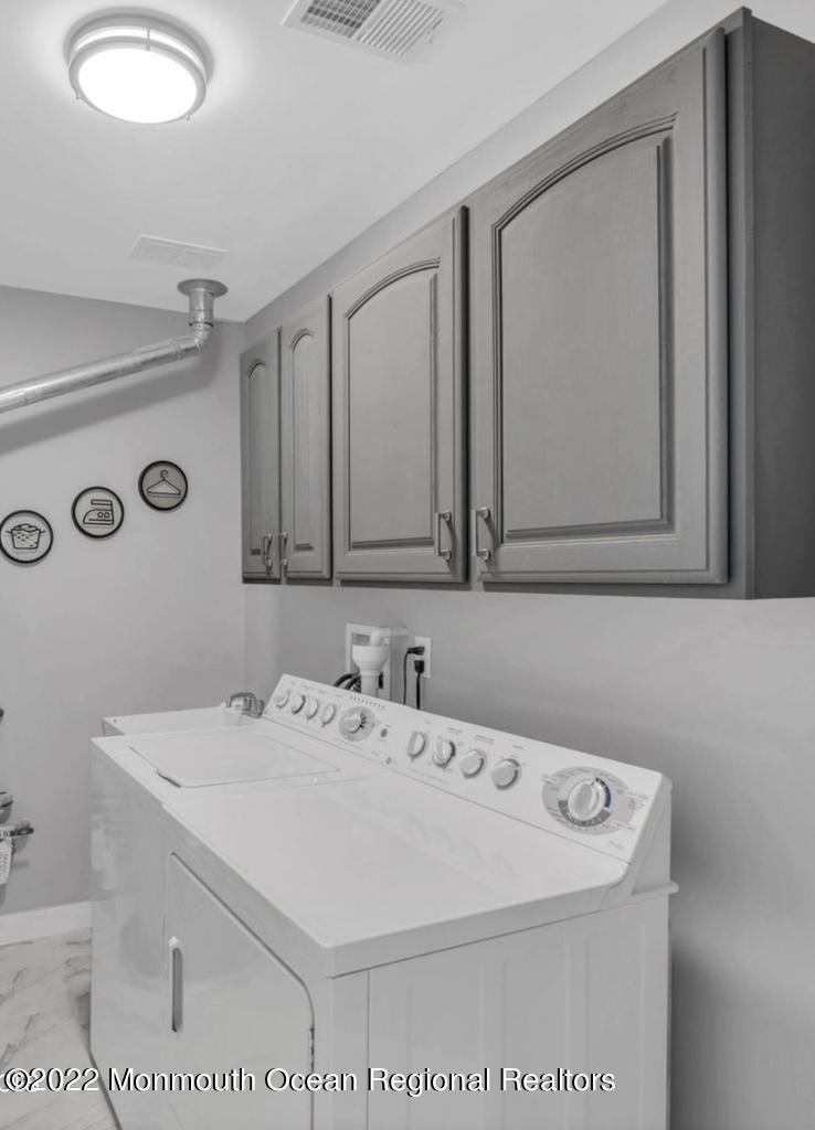 17 Ivy Hill Road Lakewood NJ 08701