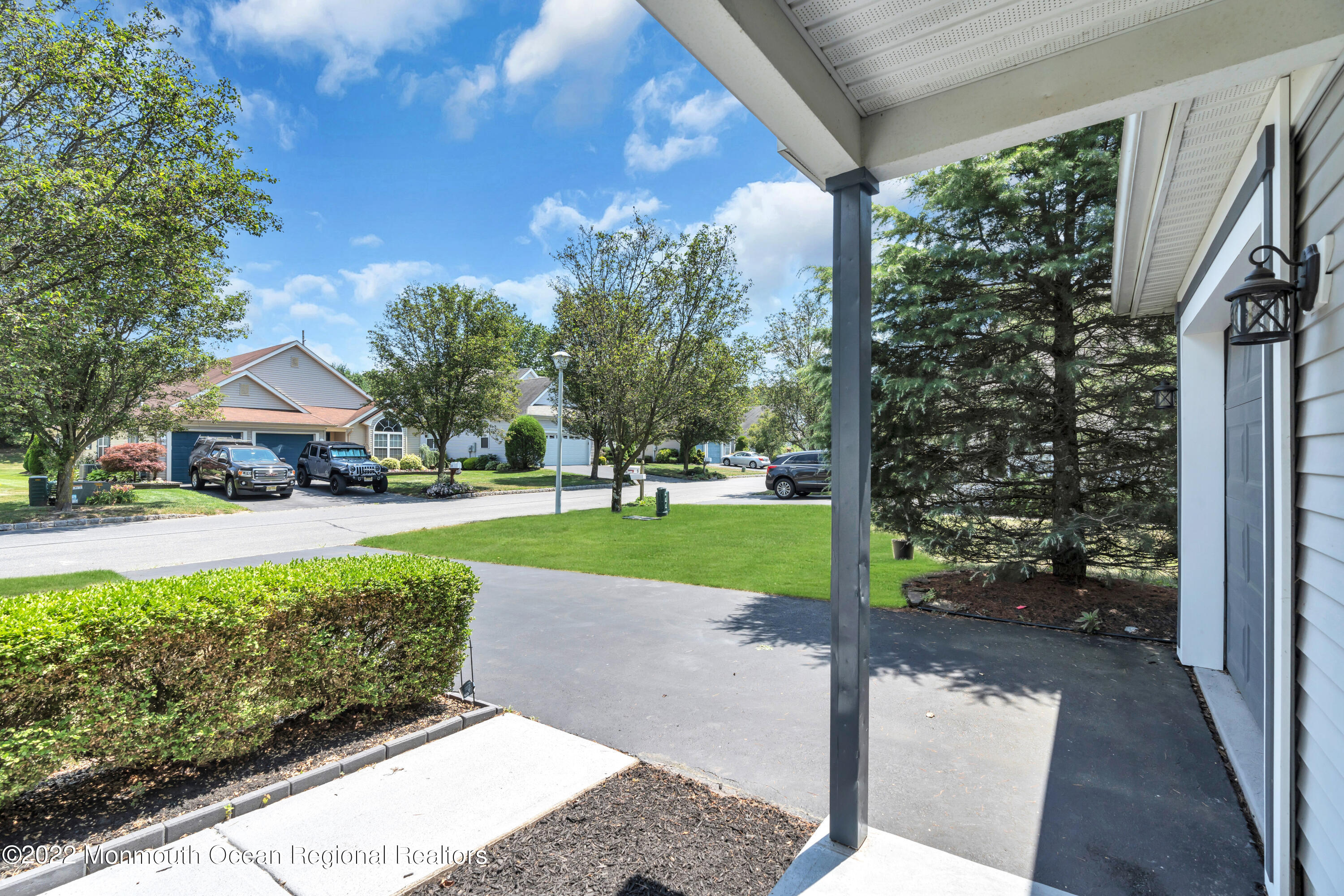17 Ivy Hill Road Lakewood NJ 08701