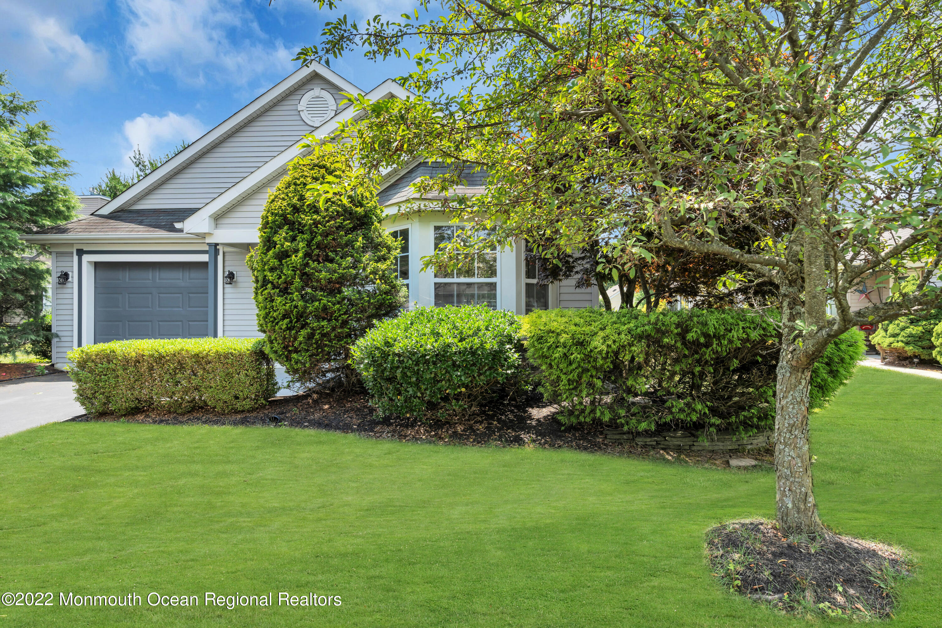 17 Ivy Hill Road Lakewood NJ 08701