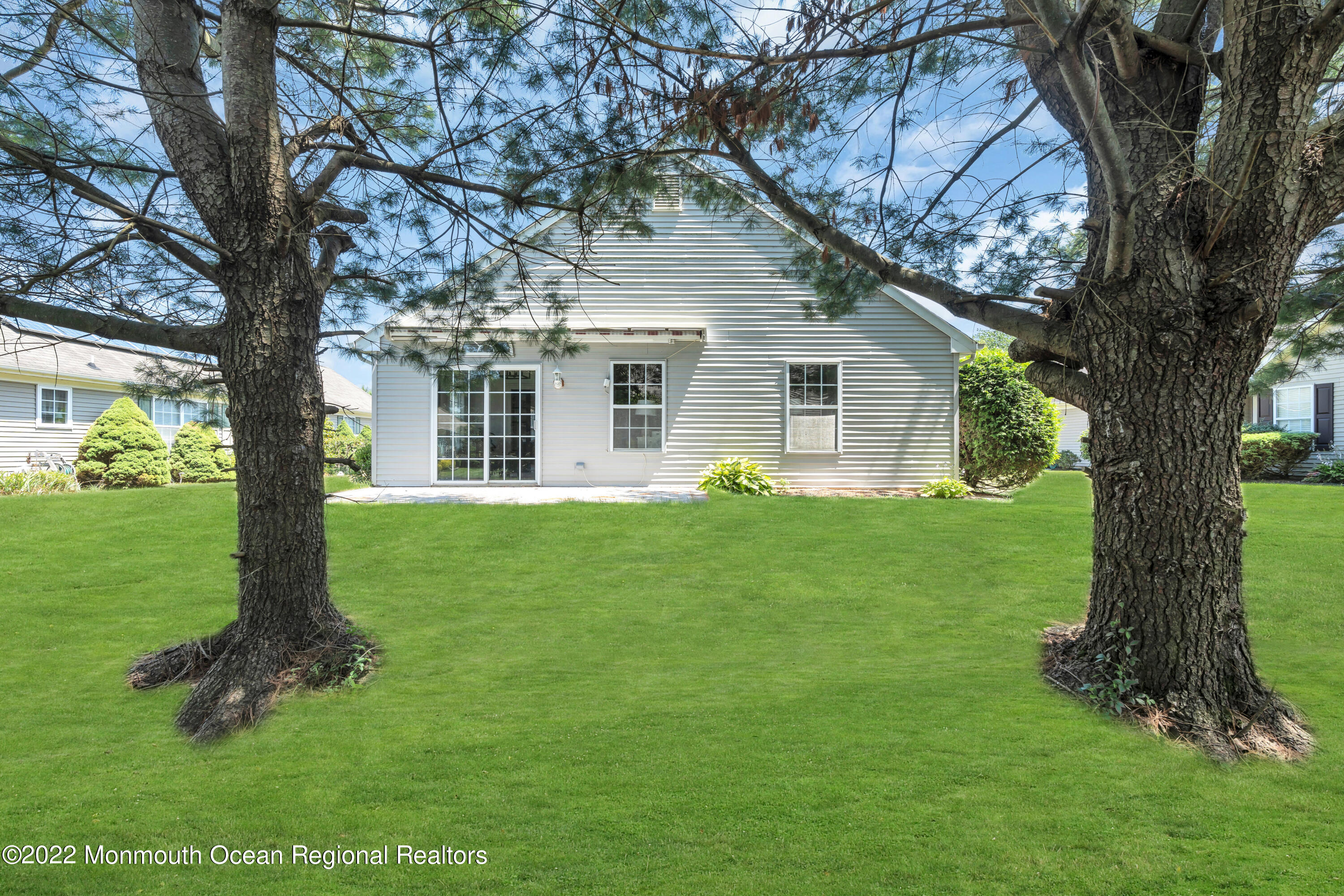 17 Ivy Hill Road Lakewood NJ 08701
