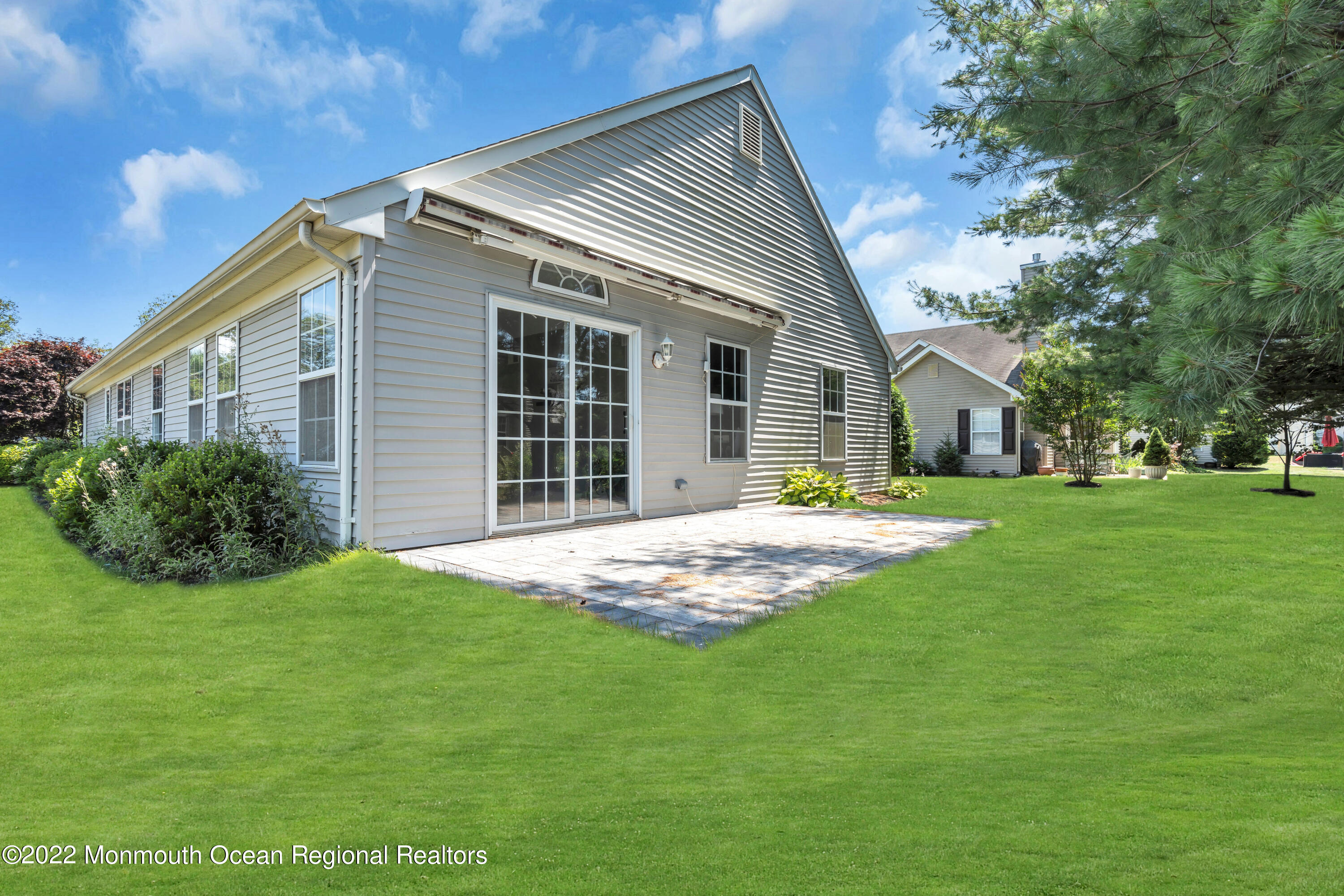 17 Ivy Hill Road Lakewood NJ 08701