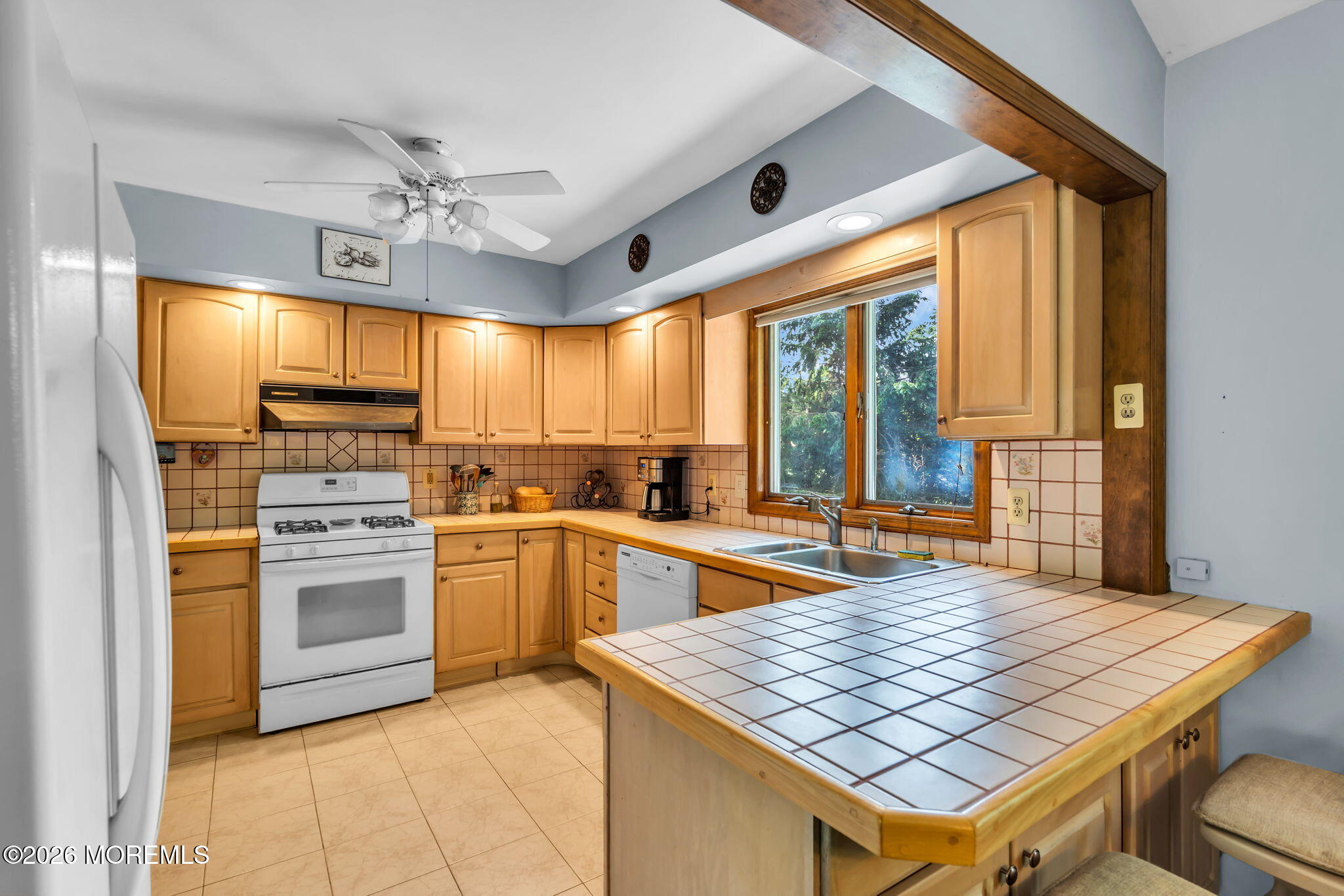 26 Allen Drive Allentown NJ 08501