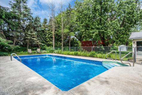 26 Allen Drive Allentown NJ 08501