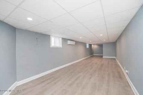 365 Lake Avenue Oakhurst NJ 07755