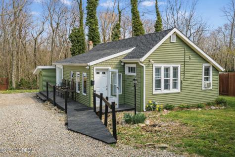 365 Lake Avenue Oakhurst NJ 07755