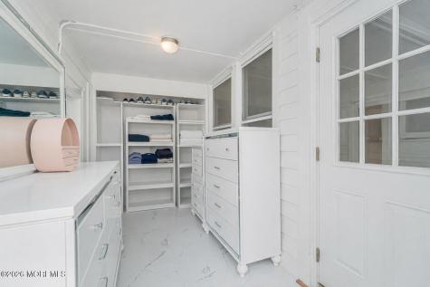 365 Lake Avenue Oakhurst NJ 07755
